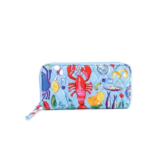 Vera Bradley Seafood Boil Essential Continental Wallet NWT - Picture 1 of 5